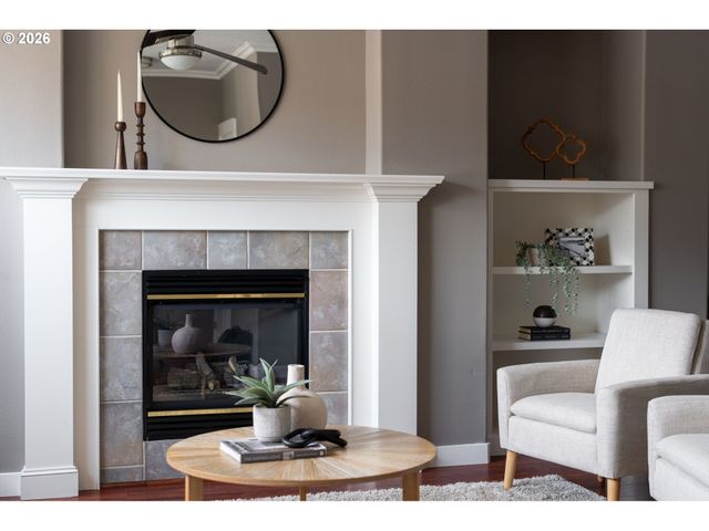 1405 Ne VILLAGE St, Fairview, OR 97024