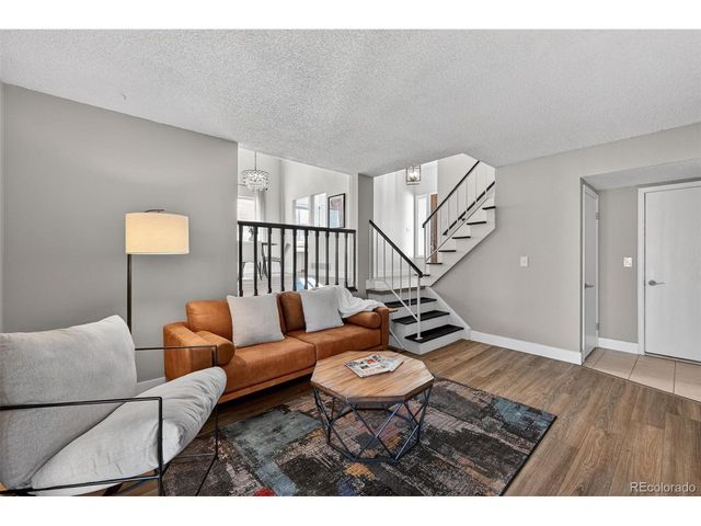 7586 Chase St, Arvada, CO 80003