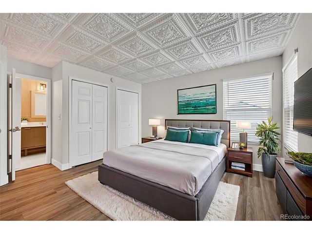 7586 Chase St, Arvada, CO 80003