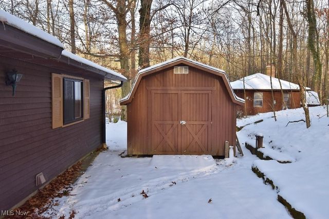 9316 Lakewood Drive NE, Mineral City, OH 44656