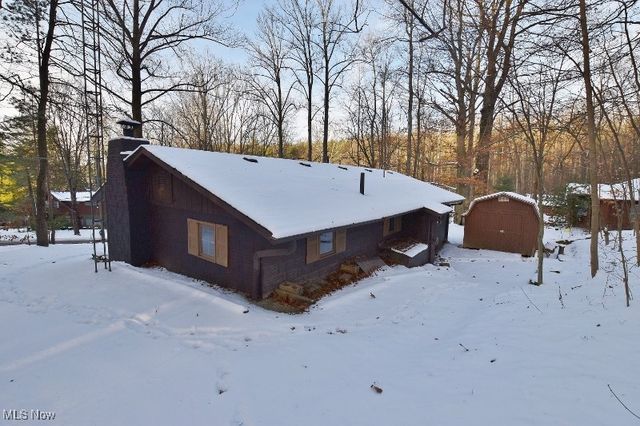 9316 Lakewood Drive NE, Mineral City, OH 44656