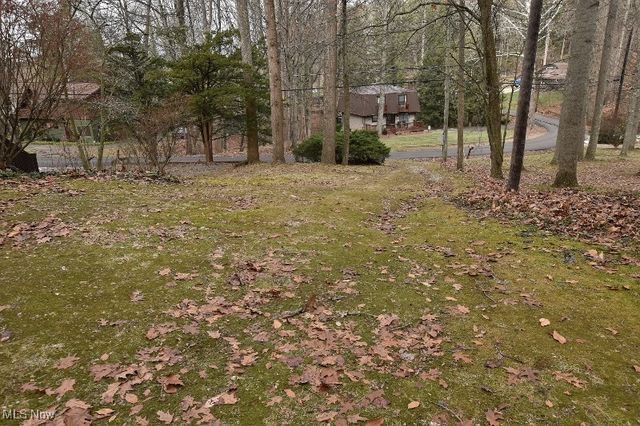 9316 Lakewood Drive NE, Mineral City, OH 44656