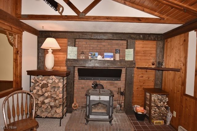 9316 Lakewood Drive NE, Mineral City, OH 44656