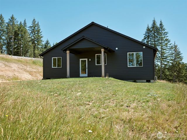 125 Brook Valley Road, Kelso, WA 98626