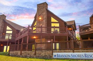 1318 Stormy Point Road, Branson, MO 65616