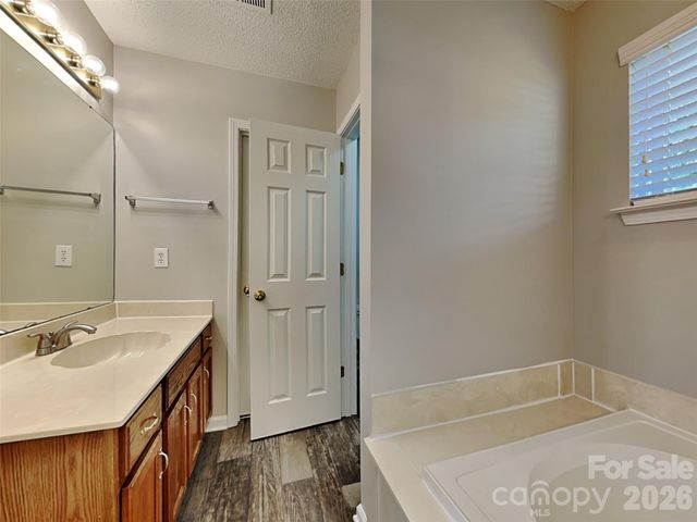 5414 Crisfield Road, Charlotte, NC 28269