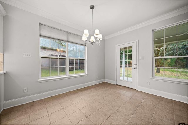 5803 Cross Creek Circle, Tyler, TX 75703