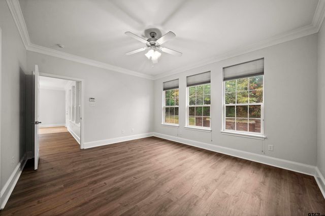 5803 Cross Creek Circle, Tyler, TX 75703