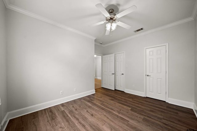 5803 Cross Creek Circle, Tyler, TX 75703