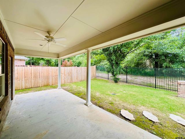 5803 Cross Creek Circle, Tyler, TX 75703