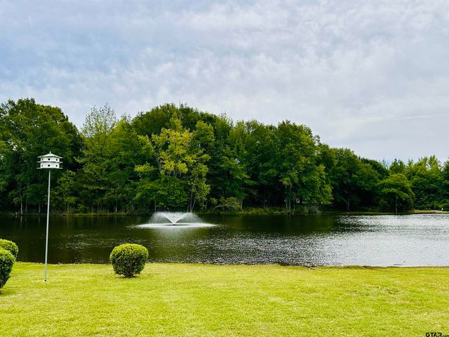 5803 Cross Creek Circle, Tyler, TX 75703