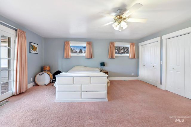 161 W Hagerman Ave, Hagerman, ID 83332