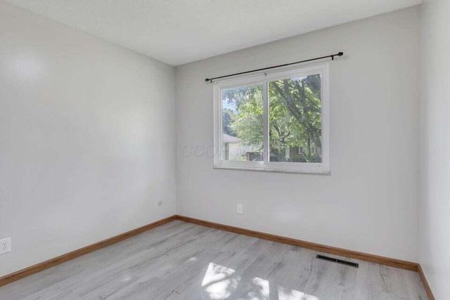 1588 Fall Brook Road, Columbus, OH 43223