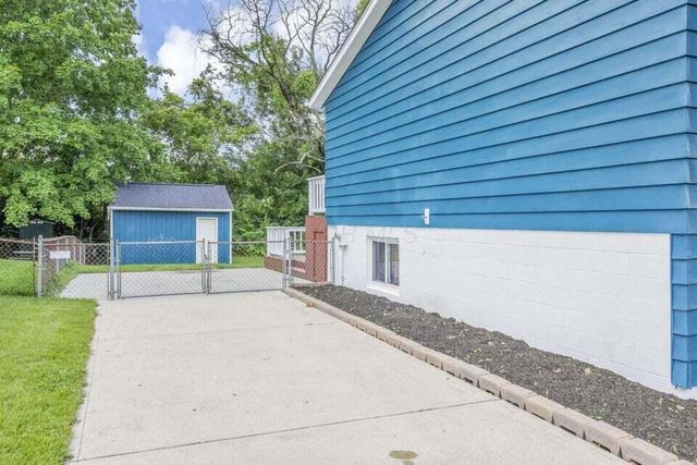 1588 Fall Brook Road, Columbus, OH 43223