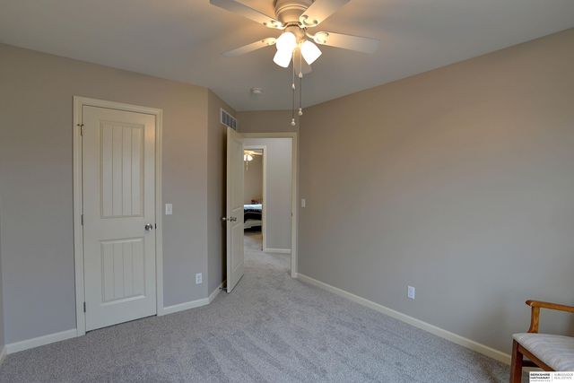 1711 N 207th Street, Elkhorn, NE 68022