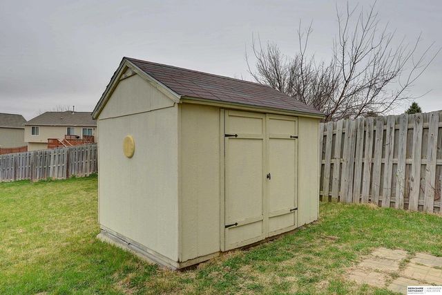 1711 N 207th Street, Elkhorn, NE 68022