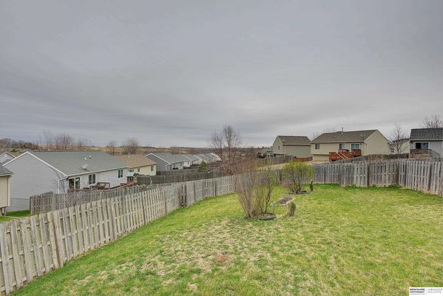1711 N 207th Street, Elkhorn, NE 68022