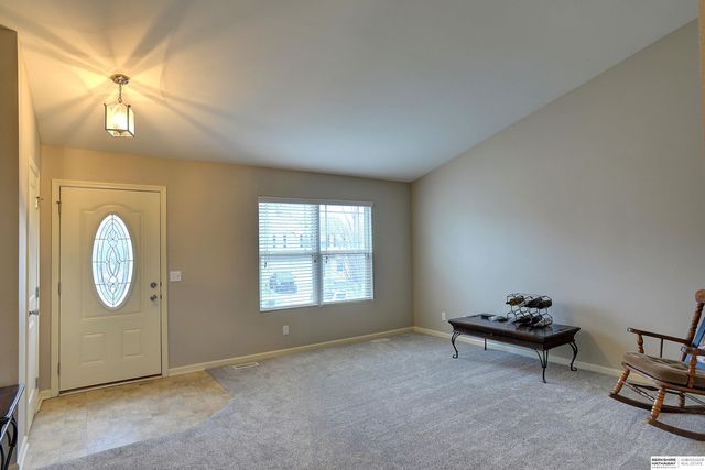 1711 N 207th Street, Elkhorn, NE 68022