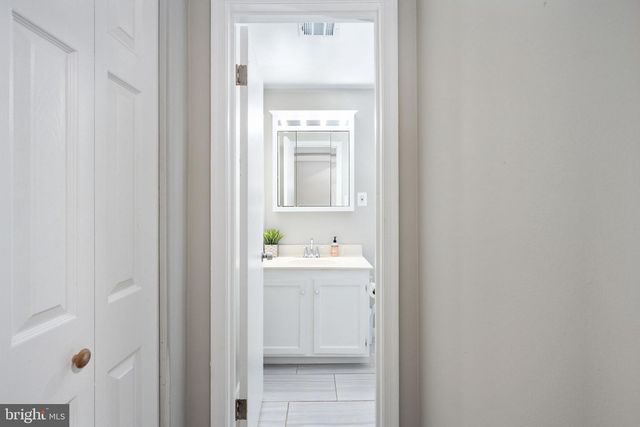 12705 GORDON BLVD #37, Woodbridge, VA 22192