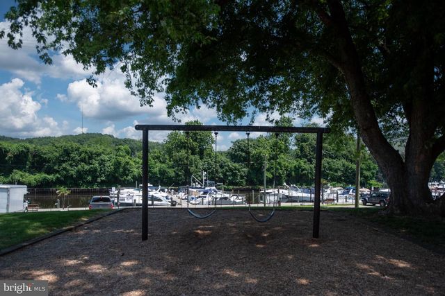 12705 GORDON BLVD #37, Woodbridge, VA 22192
