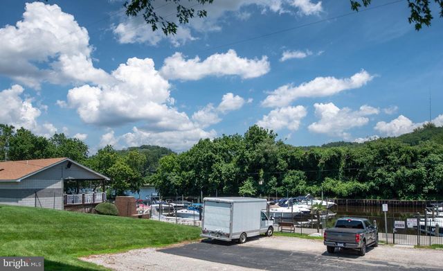 12705 GORDON BLVD #37, Woodbridge, VA 22192