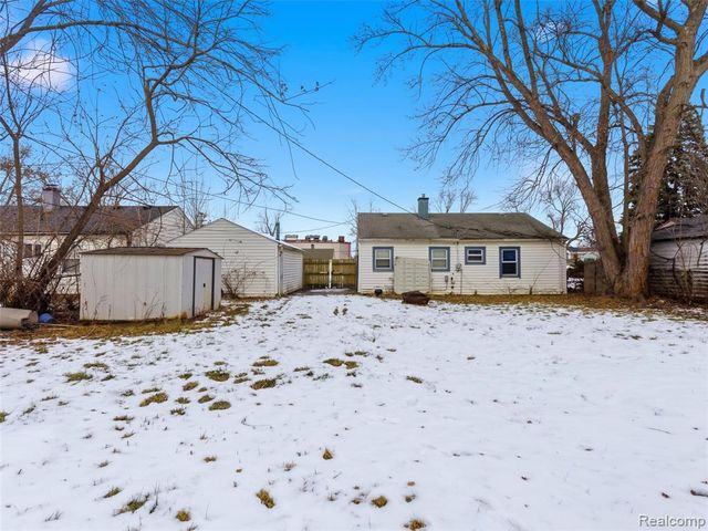 14382 Knox Avenue, Warren, MI 48089