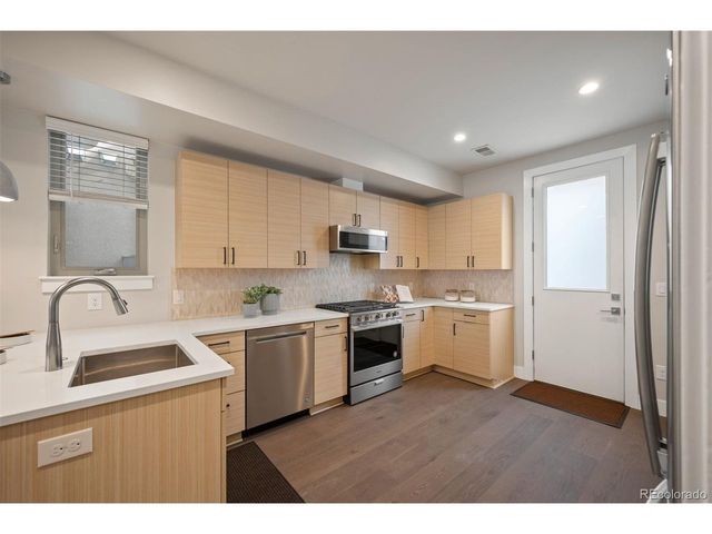 409 Harrison St 2, Denver, CO 80206
