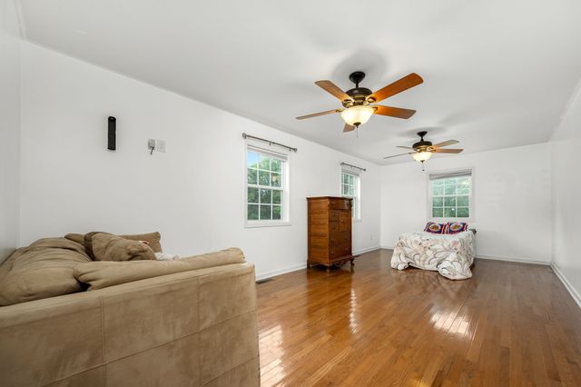 745 UNION RIDGE ROAD, Wartrace, TN 37183