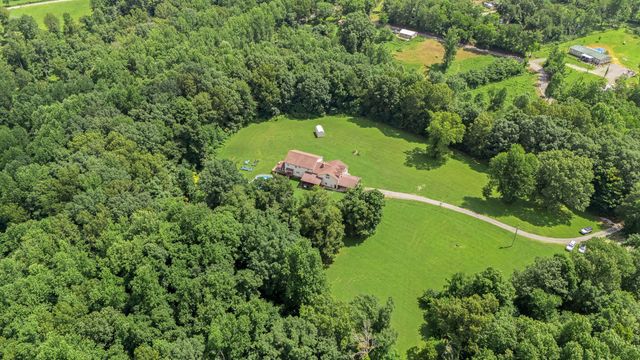 745 UNION RIDGE ROAD, Wartrace, TN 37183