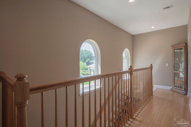 5922 Hermitage Dr, Pensacola, FL 32504