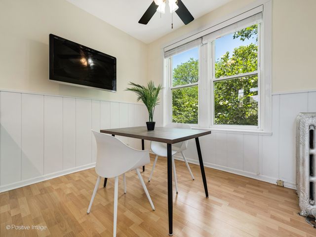 2116 N Seminary Avenue 28, Chicago, IL 60614