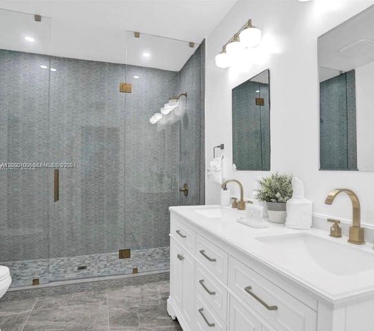 2501 NE 181st St 0, North Miami Beach, FL 33160