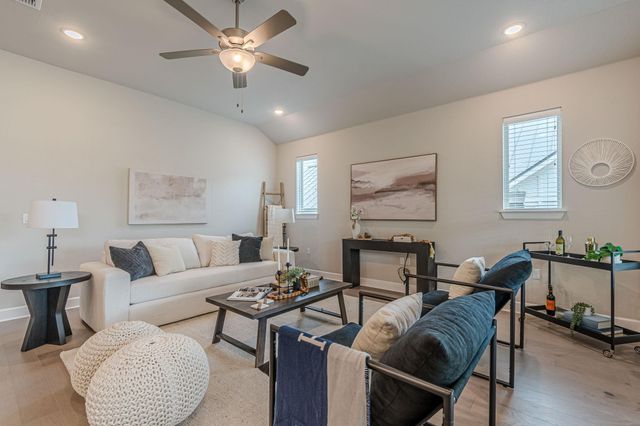 104 Singing Sumac WAY, San Marcos, TX 78666
