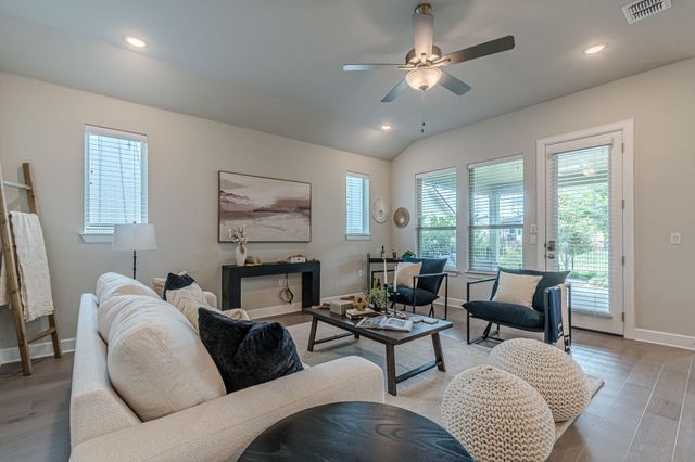 104 Singing Sumac WAY, San Marcos, TX 78666