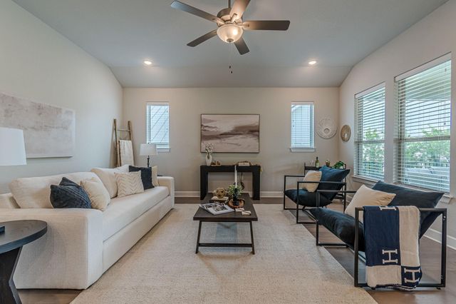 104 Singing Sumac WAY, San Marcos, TX 78666