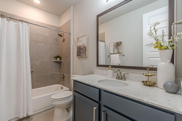 104 Singing Sumac WAY, San Marcos, TX 78666