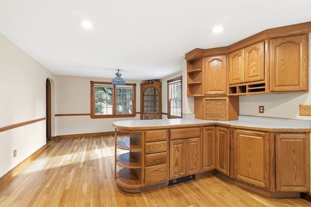15 Eastman Ave, Foxboro, MA 02035