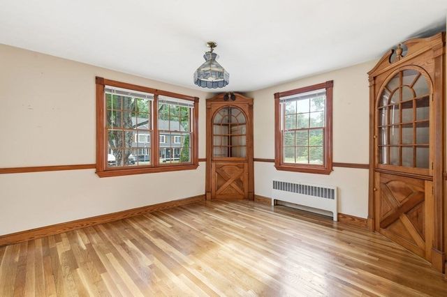 15 Eastman Ave, Foxboro, MA 02035