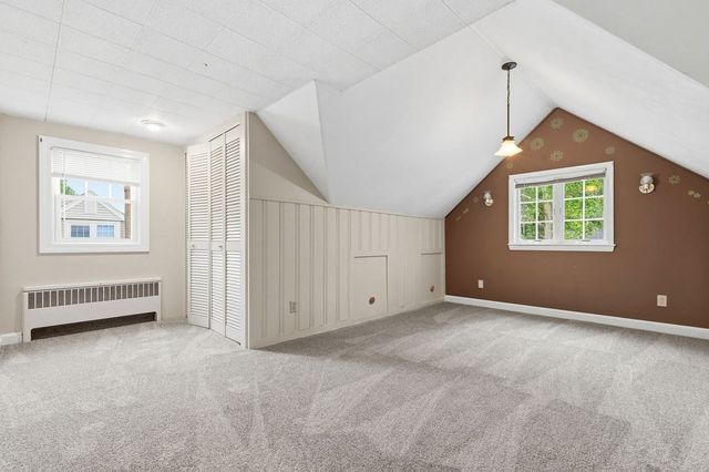 15 Eastman Ave, Foxboro, MA 02035