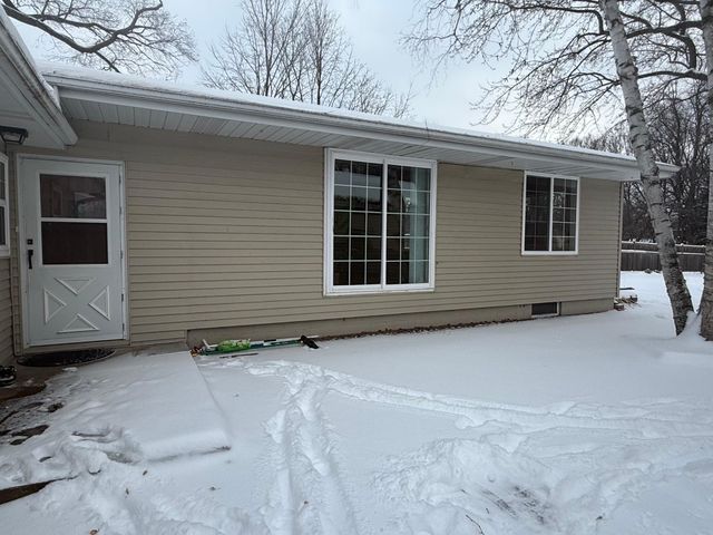 17225 11th Avenue N, Minneapolis, MN 55447