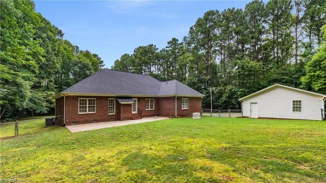 5706 Woodstream Road, Randleman, NC 27317