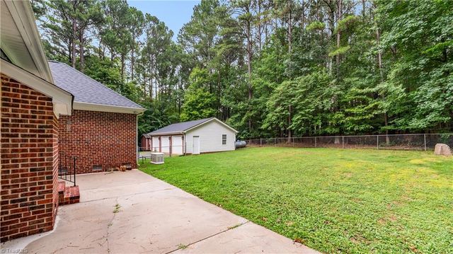 5706 Woodstream Road, Randleman, NC 27317