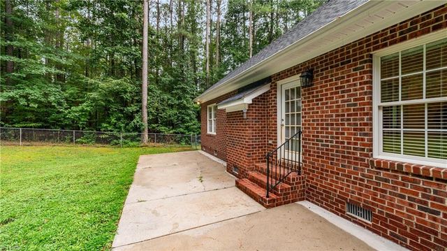 5706 Woodstream Road, Randleman, NC 27317