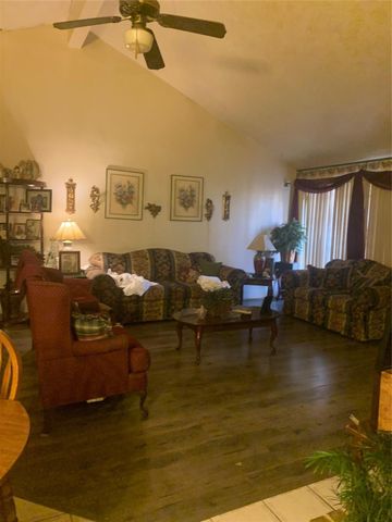 3250 Walhalla Drive, Houston, TX 77066