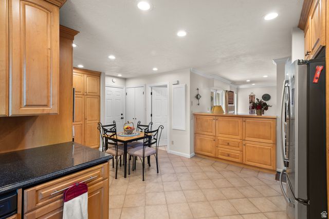 2931 E ROBIDOUX RD, Sandy, UT 84093