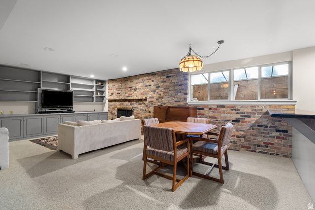 2931 E ROBIDOUX RD, Sandy, UT 84093