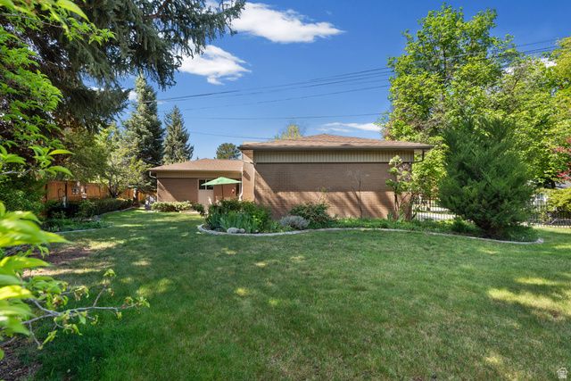2931 E ROBIDOUX RD, Sandy, UT 84093