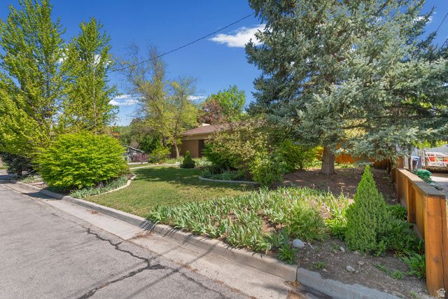 2931 E ROBIDOUX RD, Sandy, UT 84093