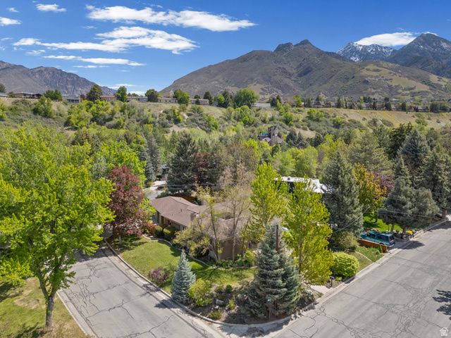 2931 E ROBIDOUX RD, Sandy, UT 84093