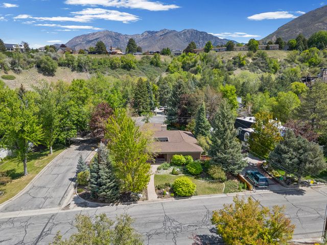 2931 E ROBIDOUX RD, Sandy, UT 84093